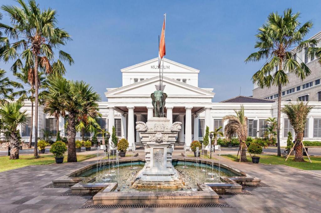 Clay Hotel Jakarta Exterior foto